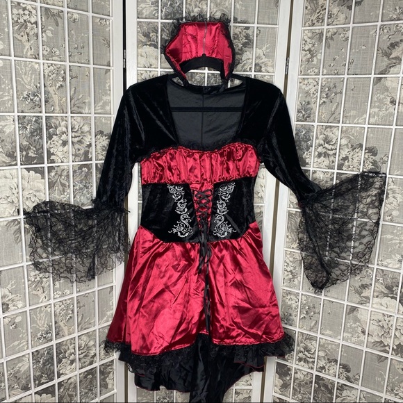 Junior Vampire Halloween Costume - Picture 2 of 9